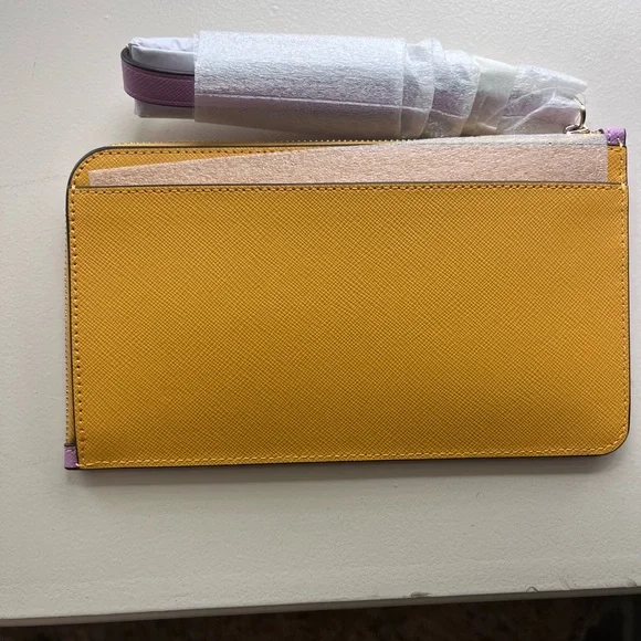 NWT Kate Spade BiColor medium zip wristlet! Pink and Yellow - Picture 9 of 14